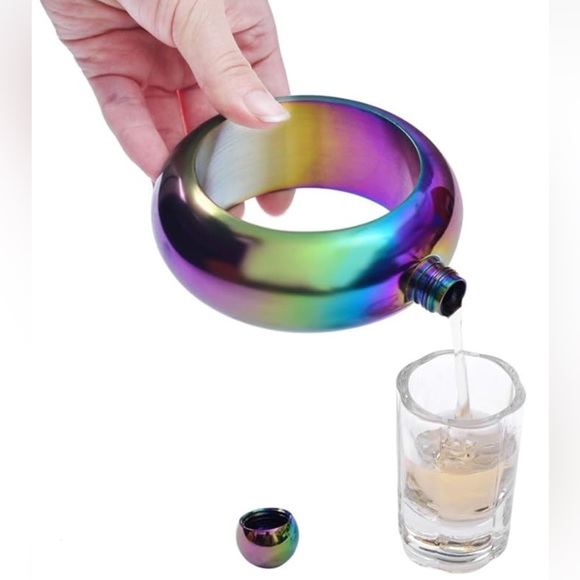 💥 Booze Bangle Bracelet Flask.  Stainless Steel.  NWT - Picture 2 of 6